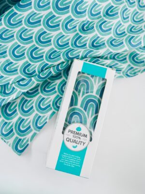 Gentle Arc Swaddle